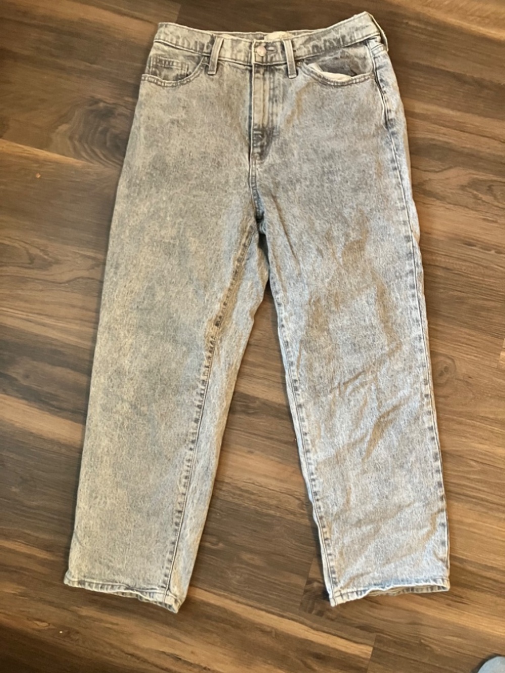Universal Thread Vintage Straight Jeans Womens 6 28R Gray Acid Wash High Rise